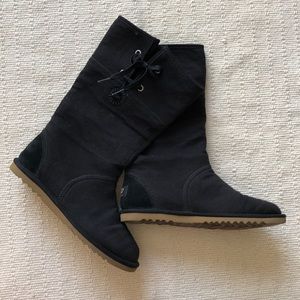 NWOT UGG boots